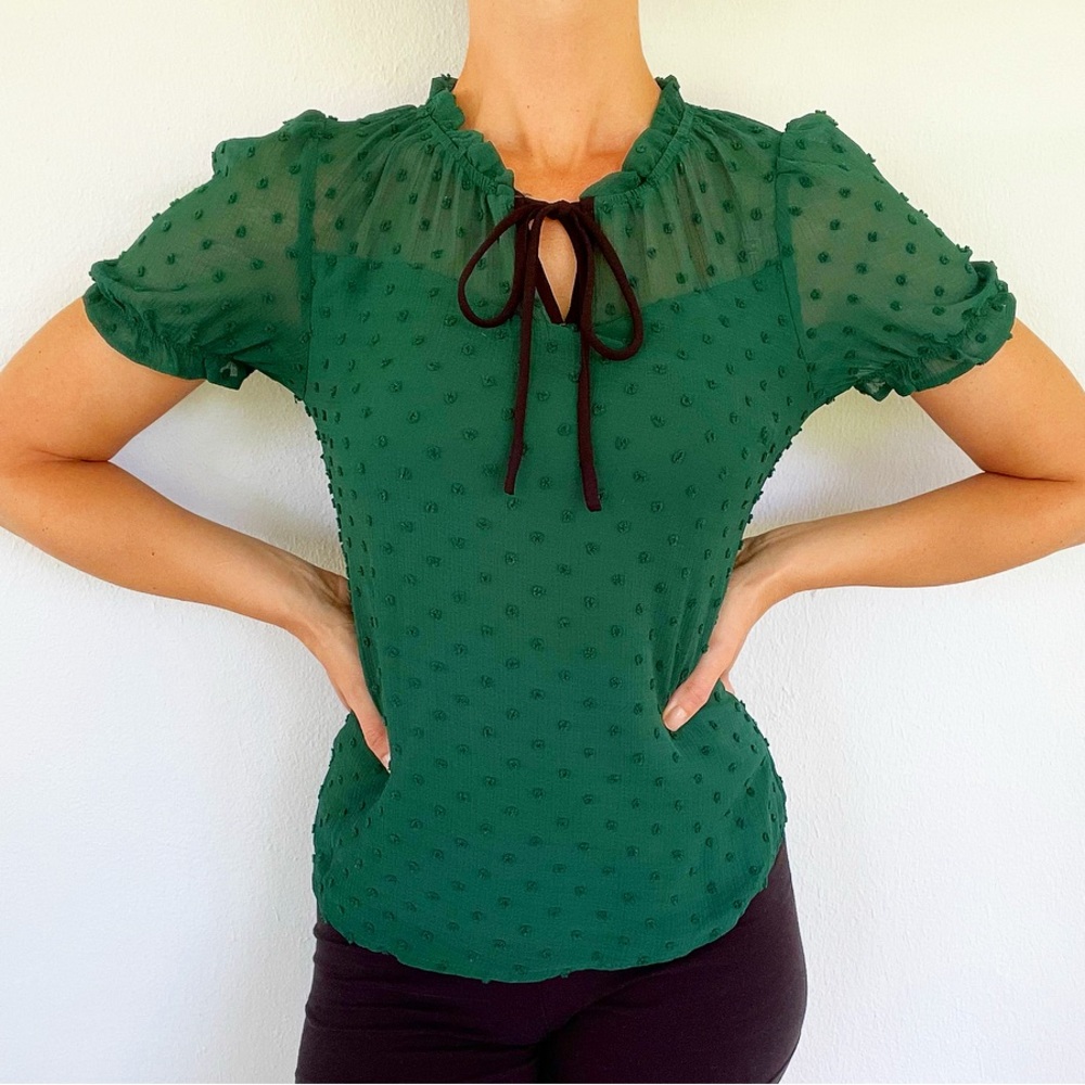 Monteau green textured dot ruffle trim tie neck blouse size medium